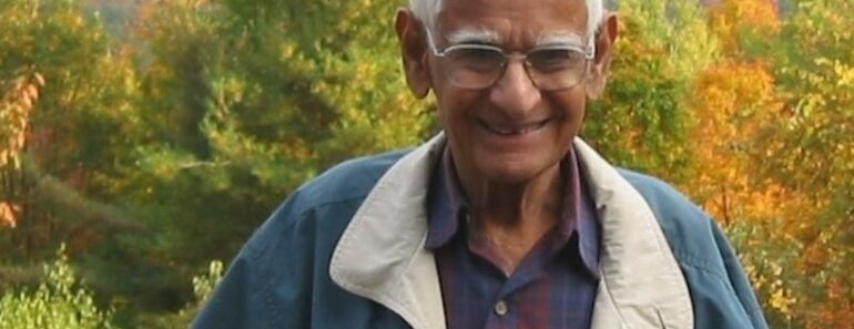 Har Gobind Khorana Wiki, Age, Death, Family, Biography & More